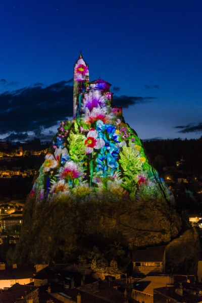 Puy de Lumières - Rocher St Michel au Puy en Velay - © photo Luc Olivier