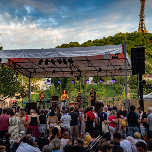 Tout l'Monde Dehors, les Jeudis des Musiques du Monde © Charly Jacquet