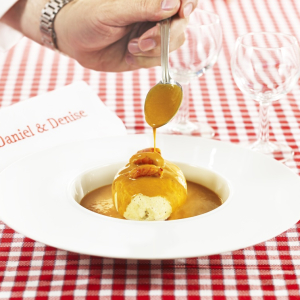 Quenelle de Brochet sauce Nantua - Daniel et Denise